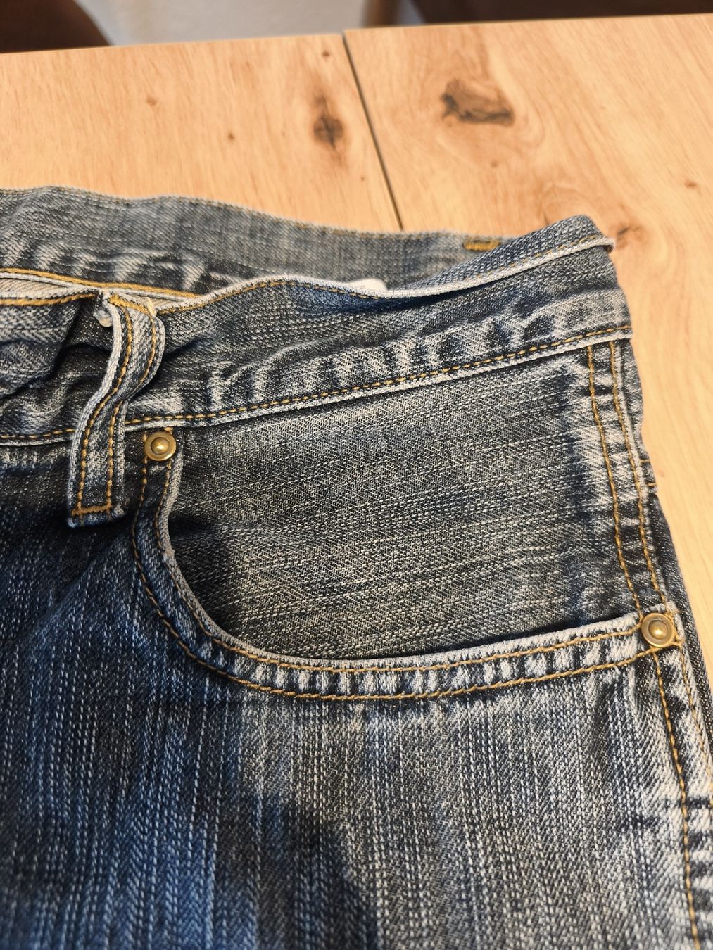 Carhartt Jeans: Carhartt Jeans – D'occasion à Madiswil par Trayann 3