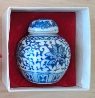 Joli pot décoratif chinois bleu et blanc