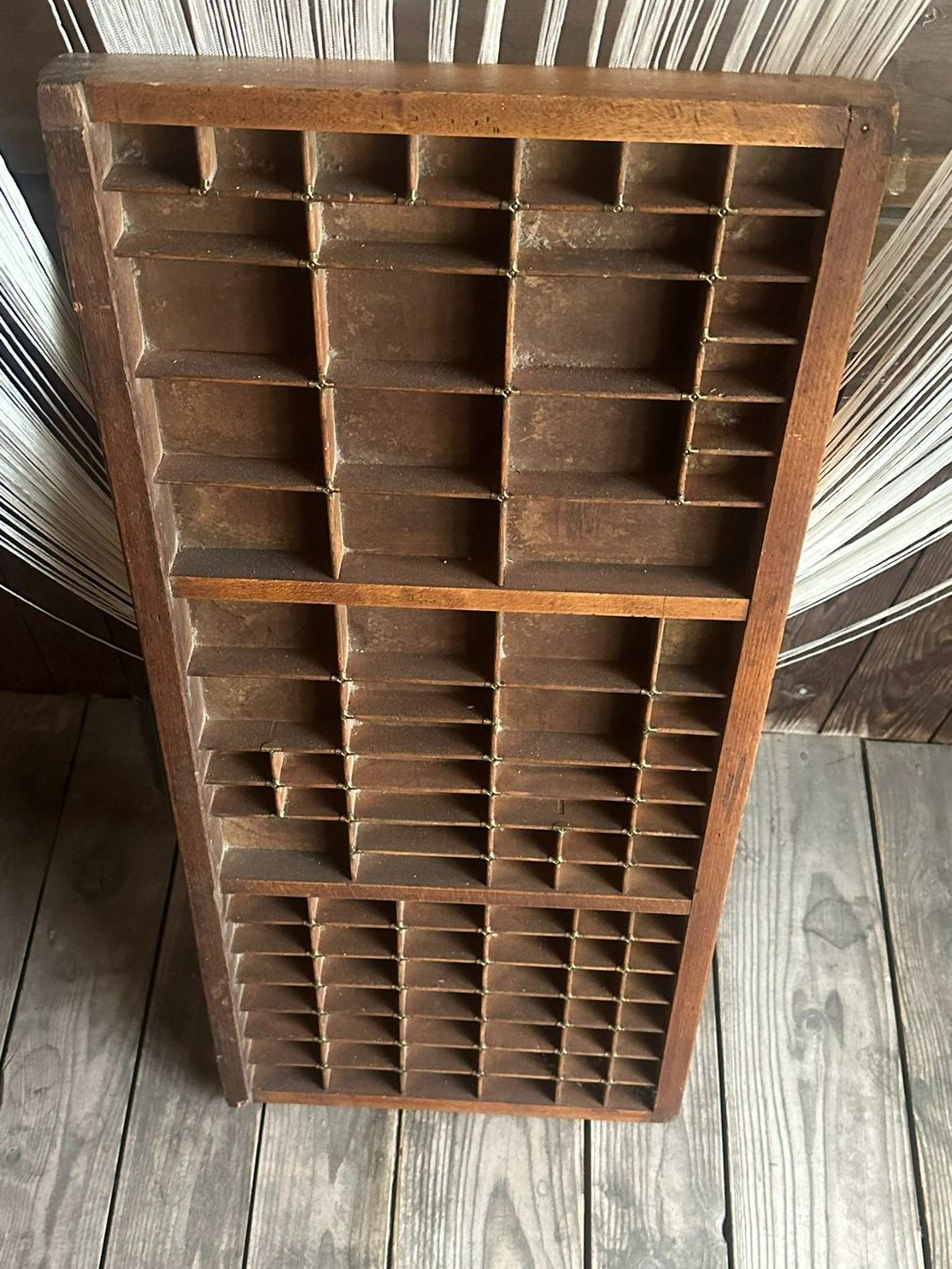 Scaffali: ANTIKER SETZKASTEN HOLZ – Usato da Meienried venduto da ManuelaBoutique 3
