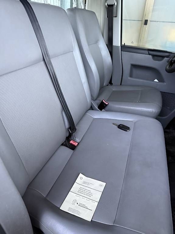 Veicoli commerciali: VW Transporter T5 Pritsche,Mit MFK – Usato da Horgen venduto da 11sh 4