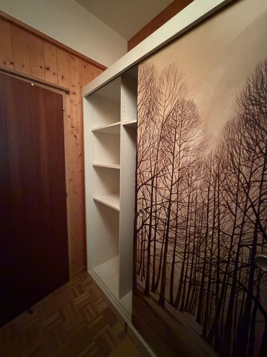 Armadi: Kleiderschrank – Usato da Niederwangen BE venduto da KBL85 1
