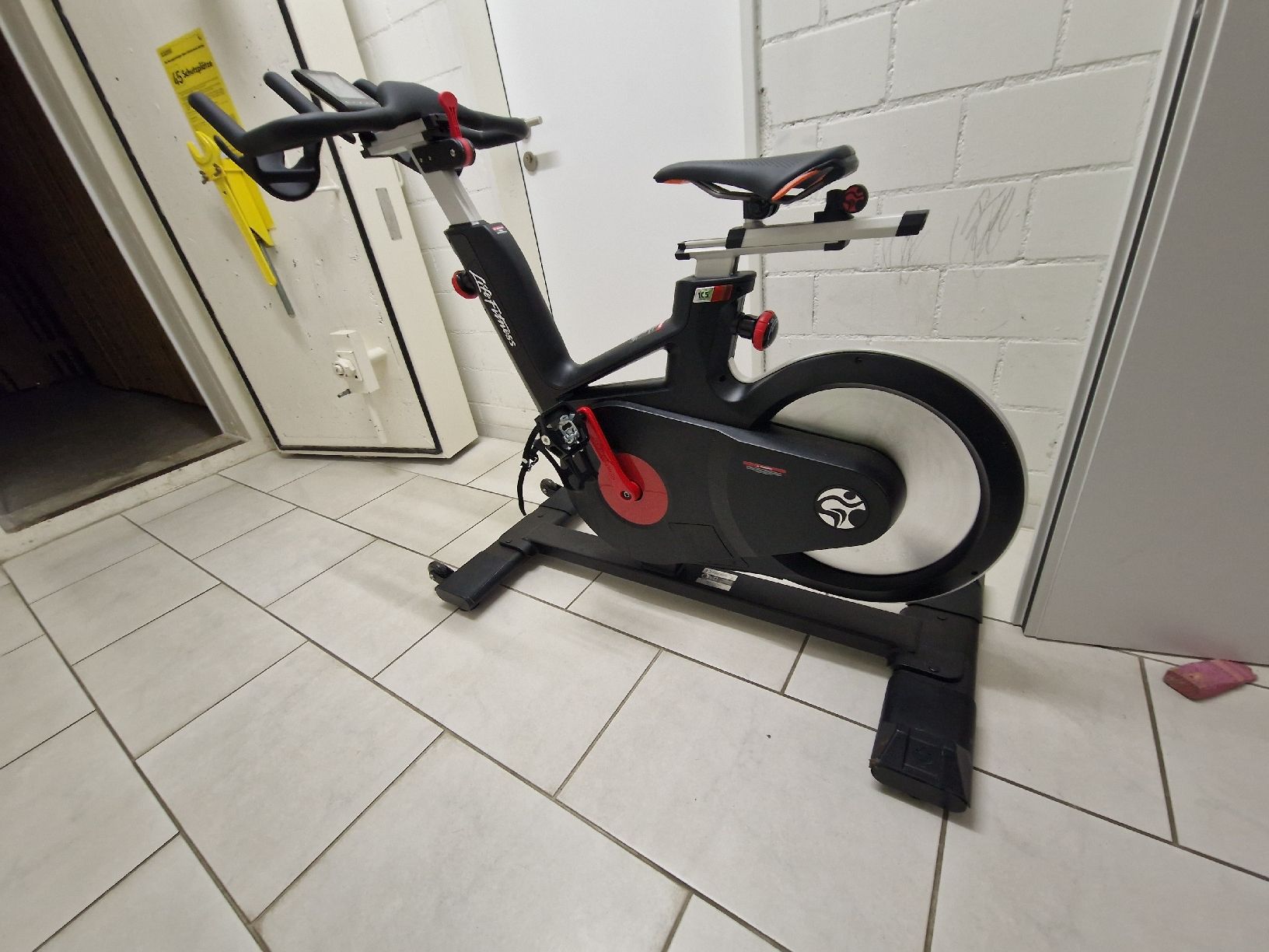 Hometrainer: indoor Cycling IC5 – Nuovo (secondo la descrizione) da Oberweningen venduto da Glf.1981 3