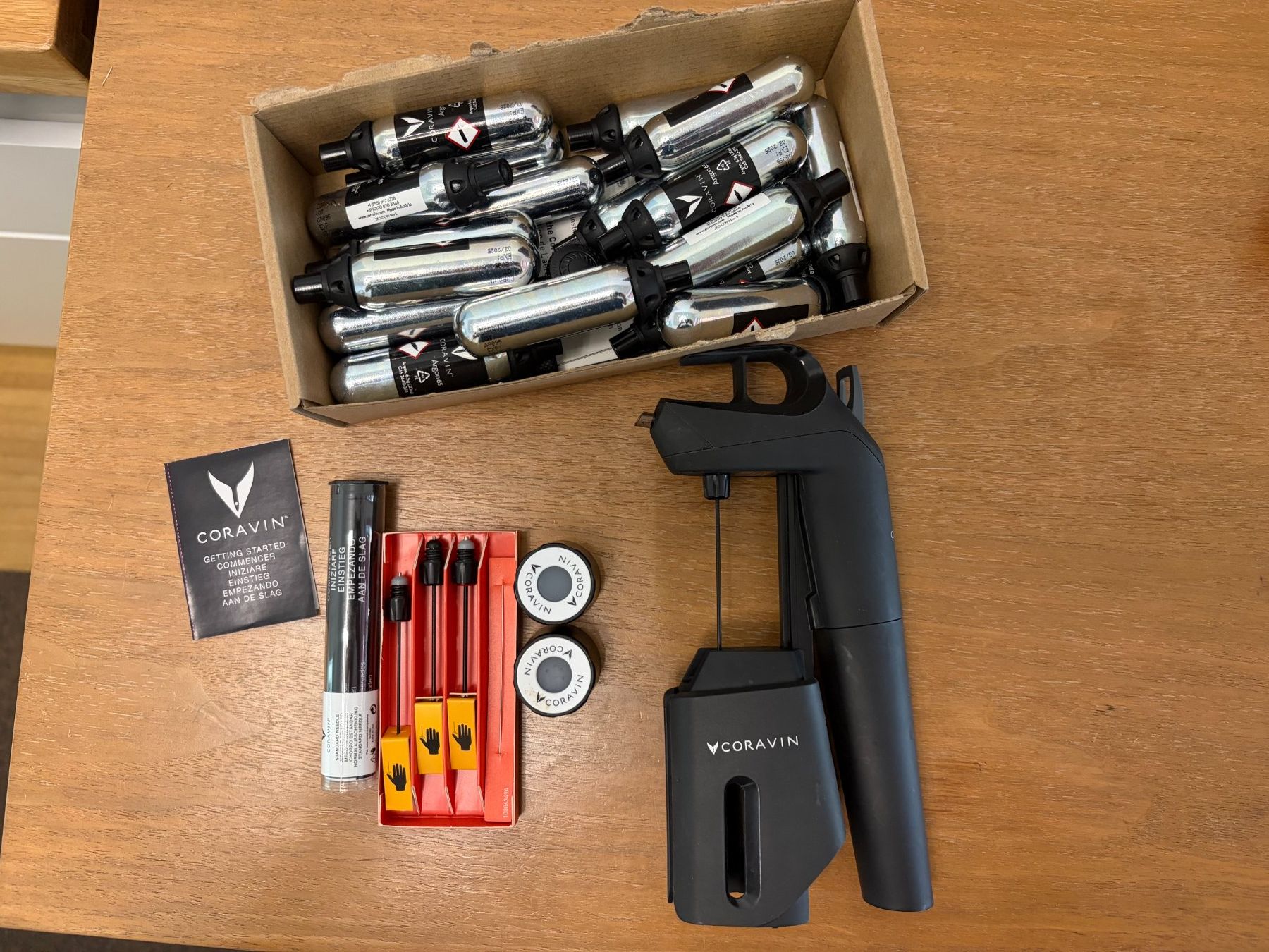 Flaschenöffner & -verschlüsse: Coravin Wein by-the-Glass System Three + – Gebraucht aus Zürich von zamiduri 1