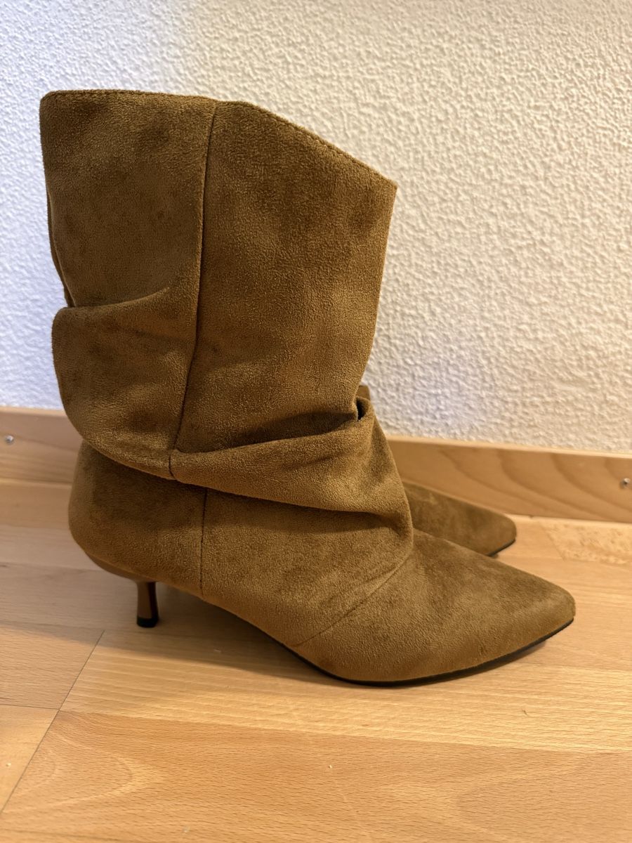 Damenschuhe: Braune Stiefeletten 40 – Neu (gemäss Beschreibung) aus Bülach von sawa22 1