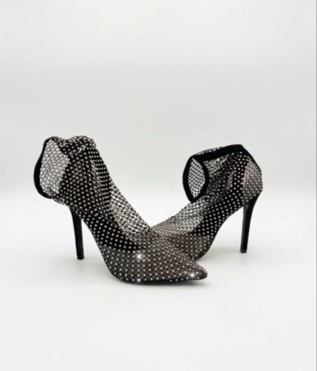 Scarpe da donna: Scarpe tacco con strass – Usato da Caslano venduto da ali_rf6g