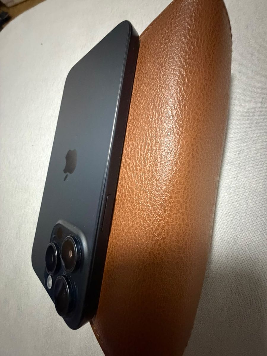 Apple Portables: Iphone 15 Pro Max 256gb – Neuf (Voir description) à Zürich par Dito099 2