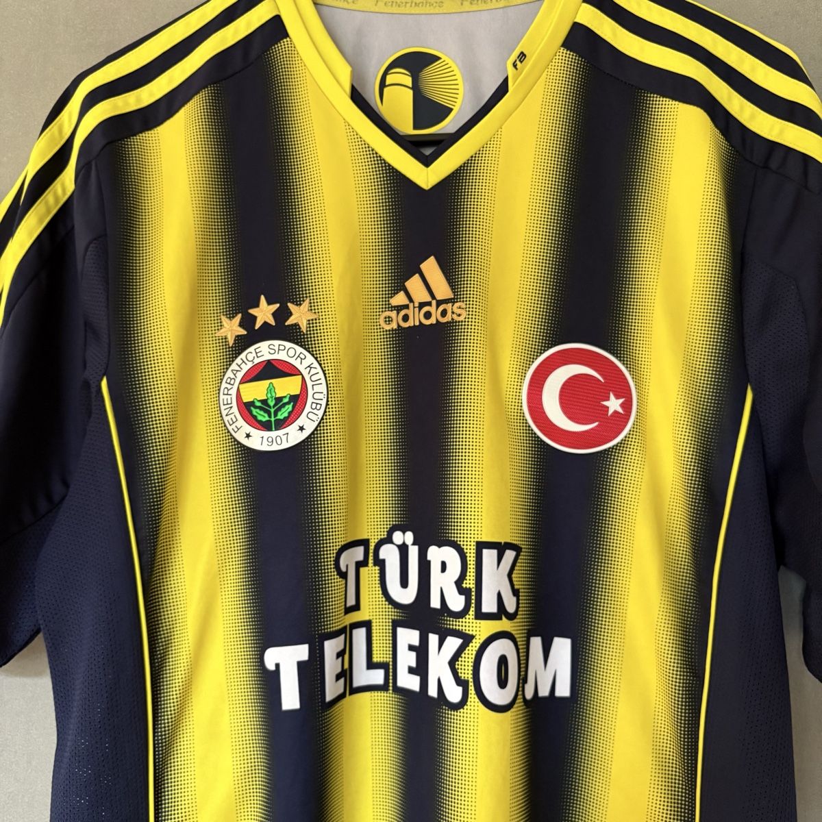 Maillot Fenerbahce Istanbul Manches Longues - Fan Shop Original - Taille L - Blanc/jaune/bleu