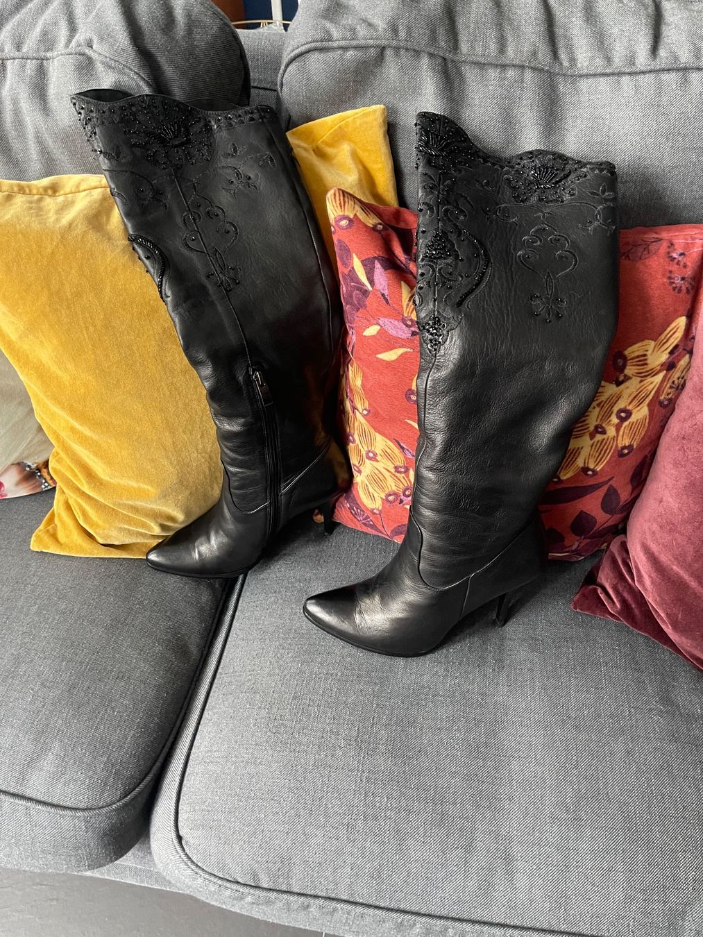 Scarpe da donna: Luciano Carvari Stiefel – Usato da Zürich venduto da STYLEHAUS