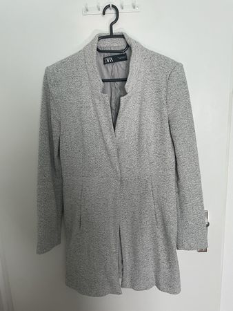 Mantel Zara