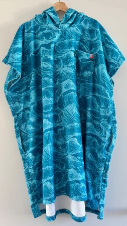 After Essentials Surfer Poncho (One Size)