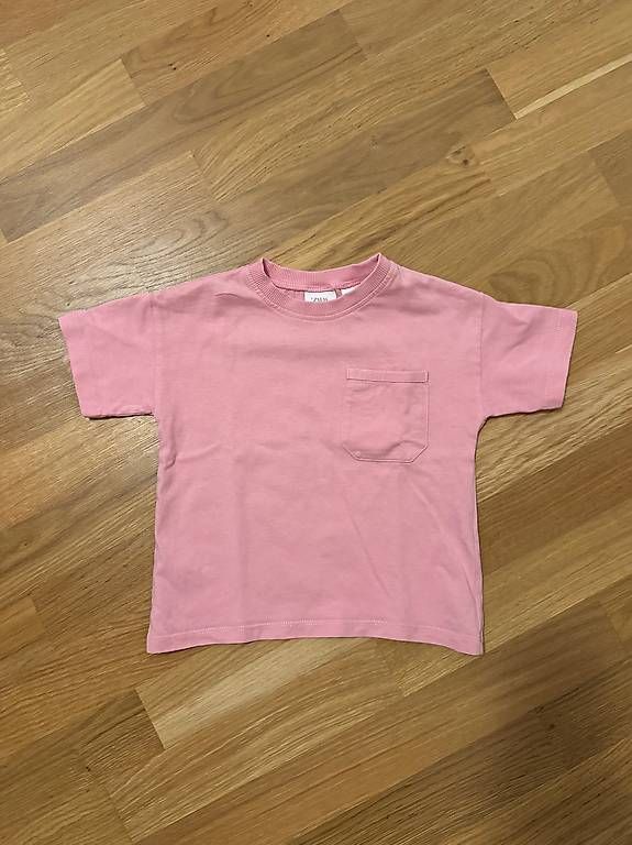 Blusen, T-Shirts & Tops: Tshirt Zara 12-18 Monate – Gebraucht aus Zürich von LovieDovie