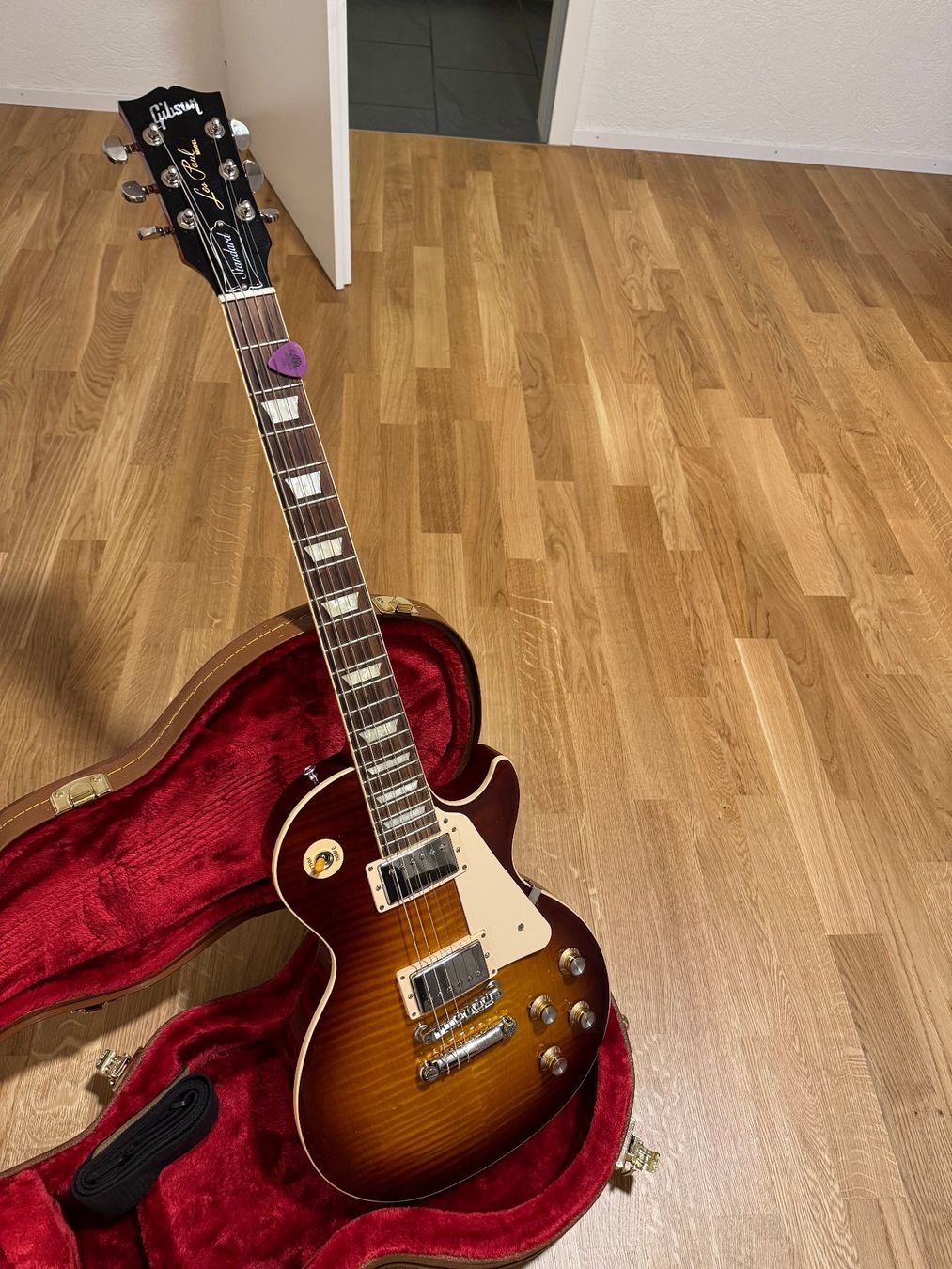 Gibson Musikinstrumente: Gibson Les Paul Standard 60's Iced Tea – Gebraucht aus Belp von Dinestion
