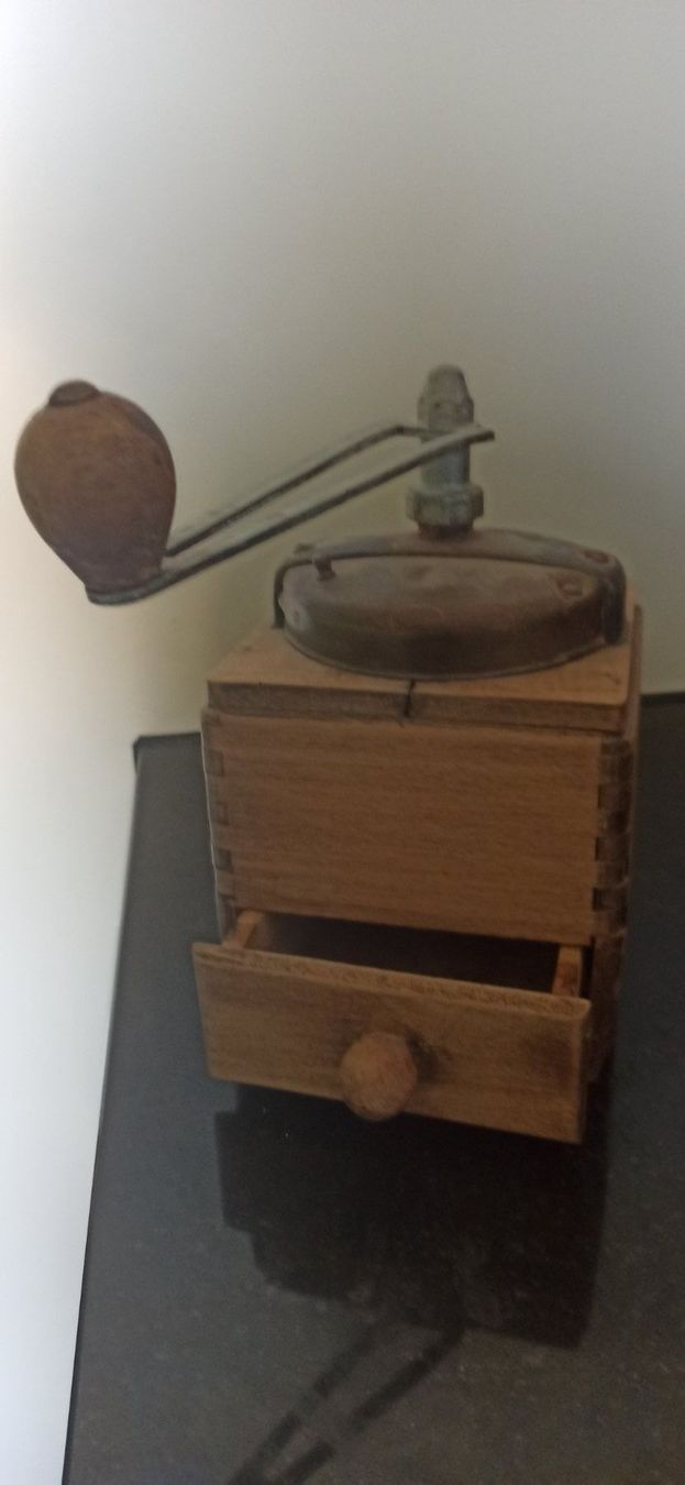 Elettrodomestici da cucina: Kaffemühle – Usato da Luzern venduto da Hherger 1