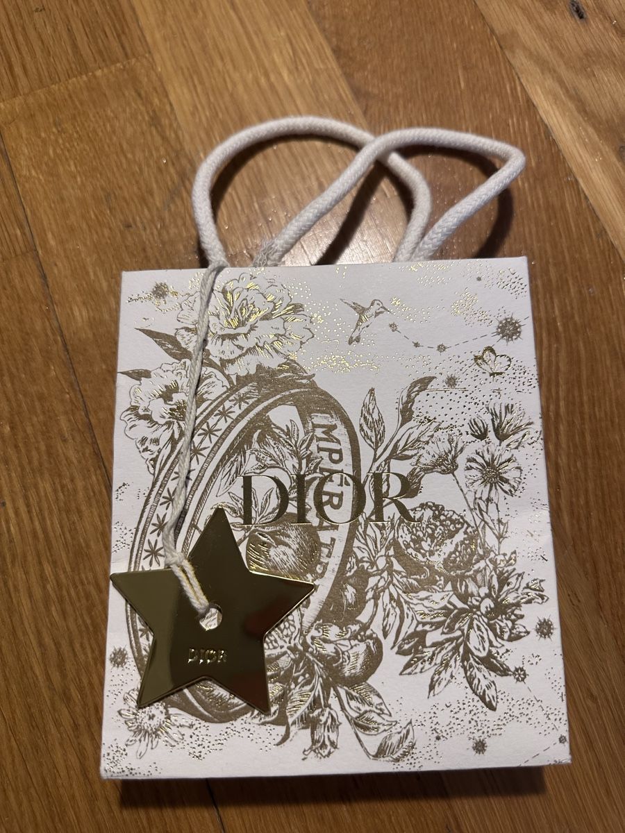 Ciondoli: Originaler Dior-Stern! – Nuovo (secondo la descrizione) da Gockhausen venduto da sop_q5bs