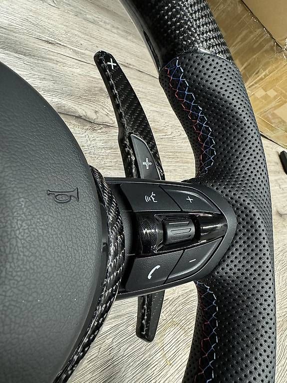 Toutes les pièces auto: Tuninglenkrad für BMW – D'occasion à Stetten AG par VladyslavK 3
