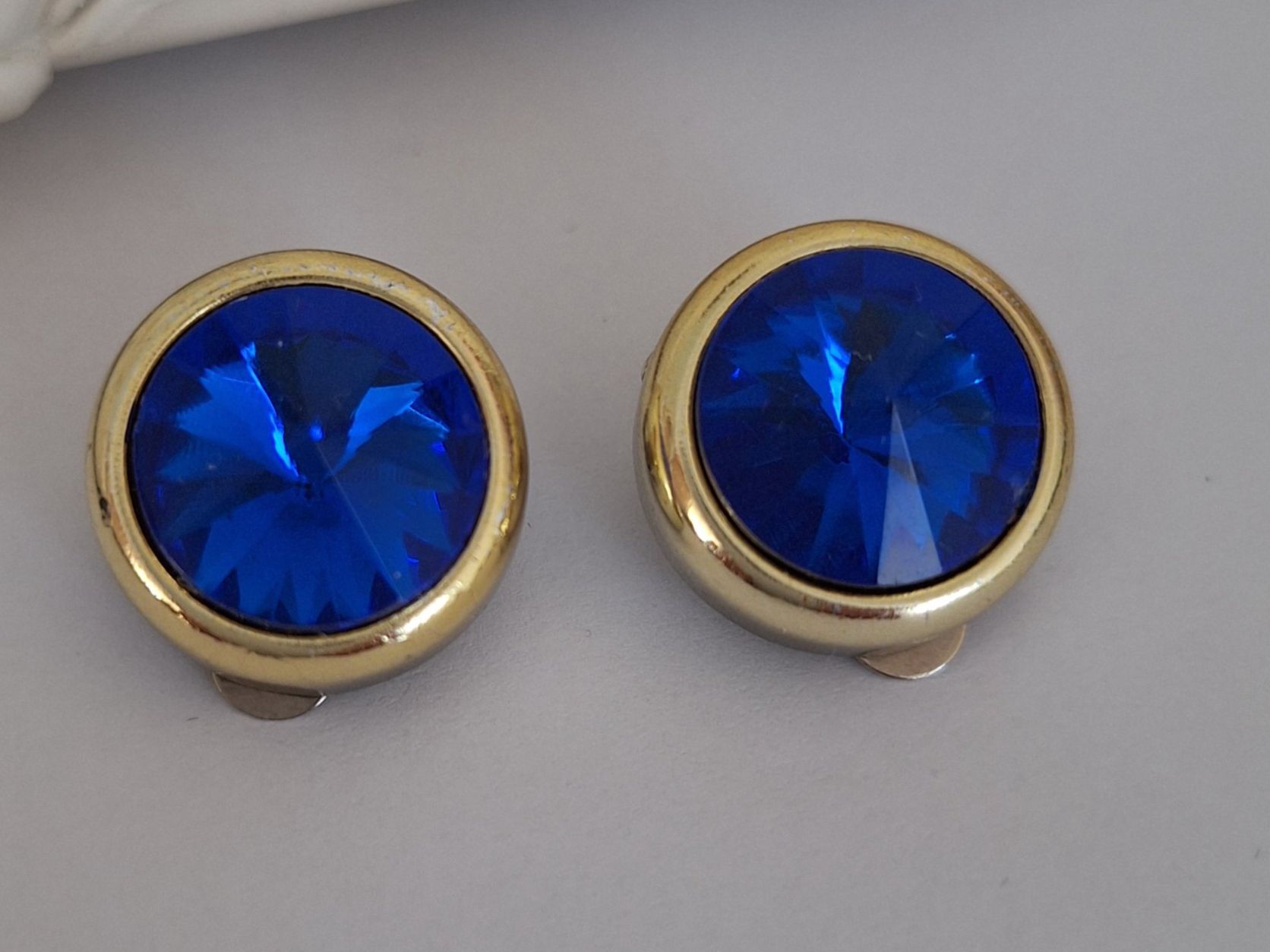 Boucles d'oreille: Einfache Clipsen Vintage – D'occasion à Kerzers par ExpressoTerreno