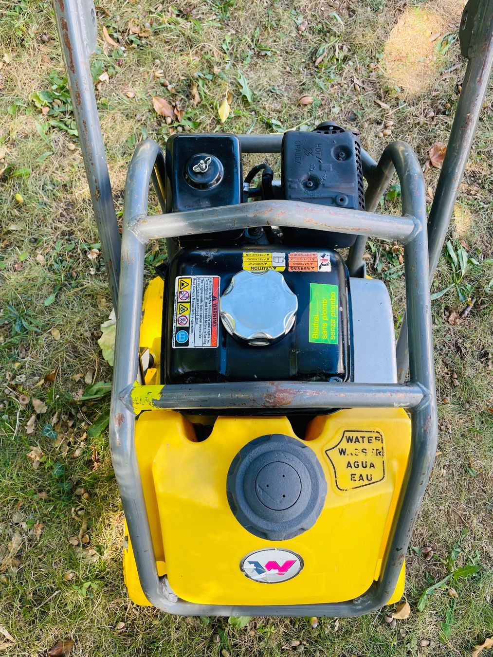 Wacker Neuson Tutte le macchine: Vibroplatte Rüttelplatte Wacker Neuson / Honda – Usato da Dietikon venduto da L.L_GmbH 4