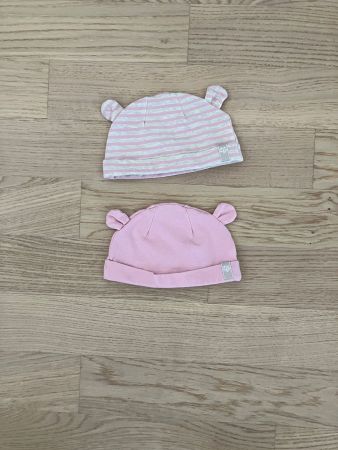 2 süsse Erstlingsmützen – wie neu