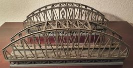 MÄRKLIN/EIGENBAU: 2 X BOGENBRÜCKEN FÜR C-GLEISE
