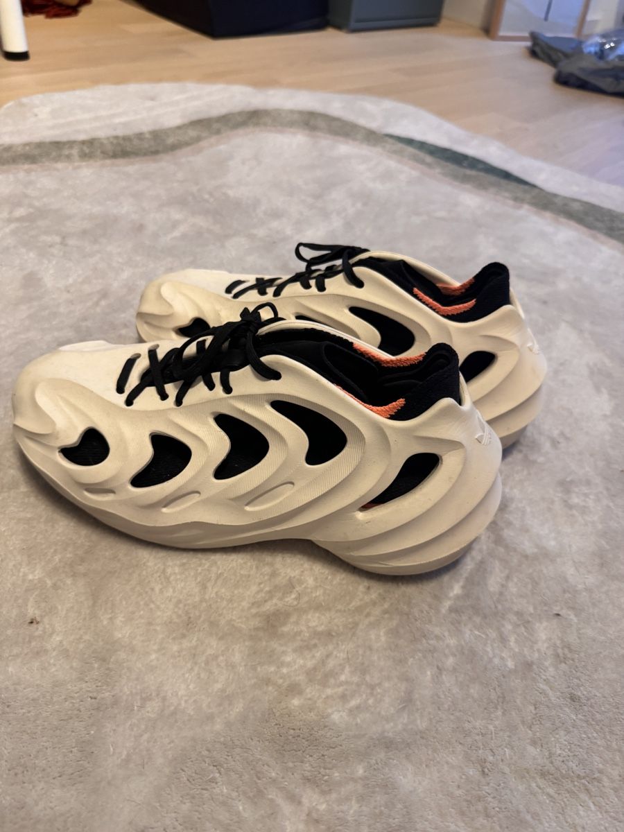 Adidas Chaussures hommes: Adidas Sneaker gr 39 – Neuf (Voir description) à Spreitenbach par sve_lj5r