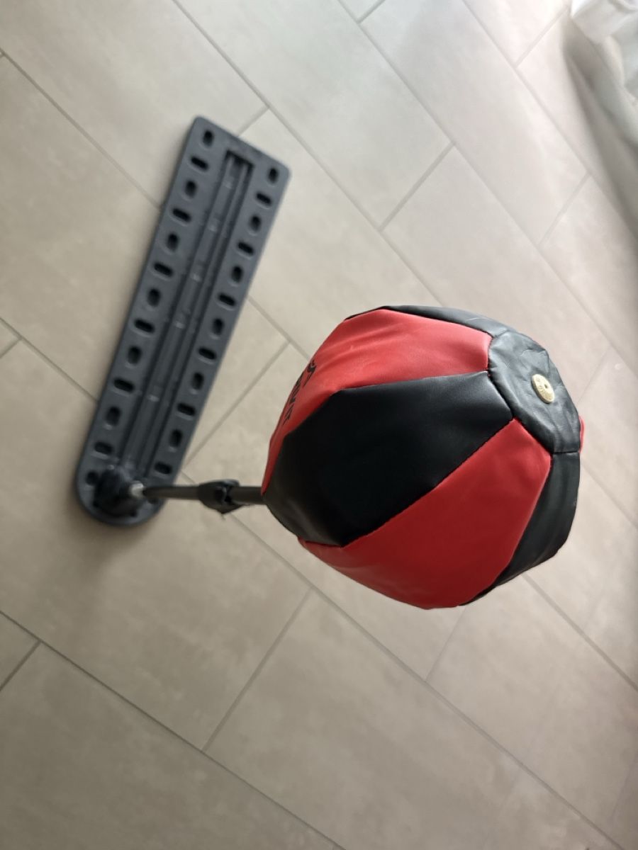 Sacchi da boxe: Crivit Punchingball, höhenverstellbar – Usato da Schwerzenbach venduto da Chris1 1