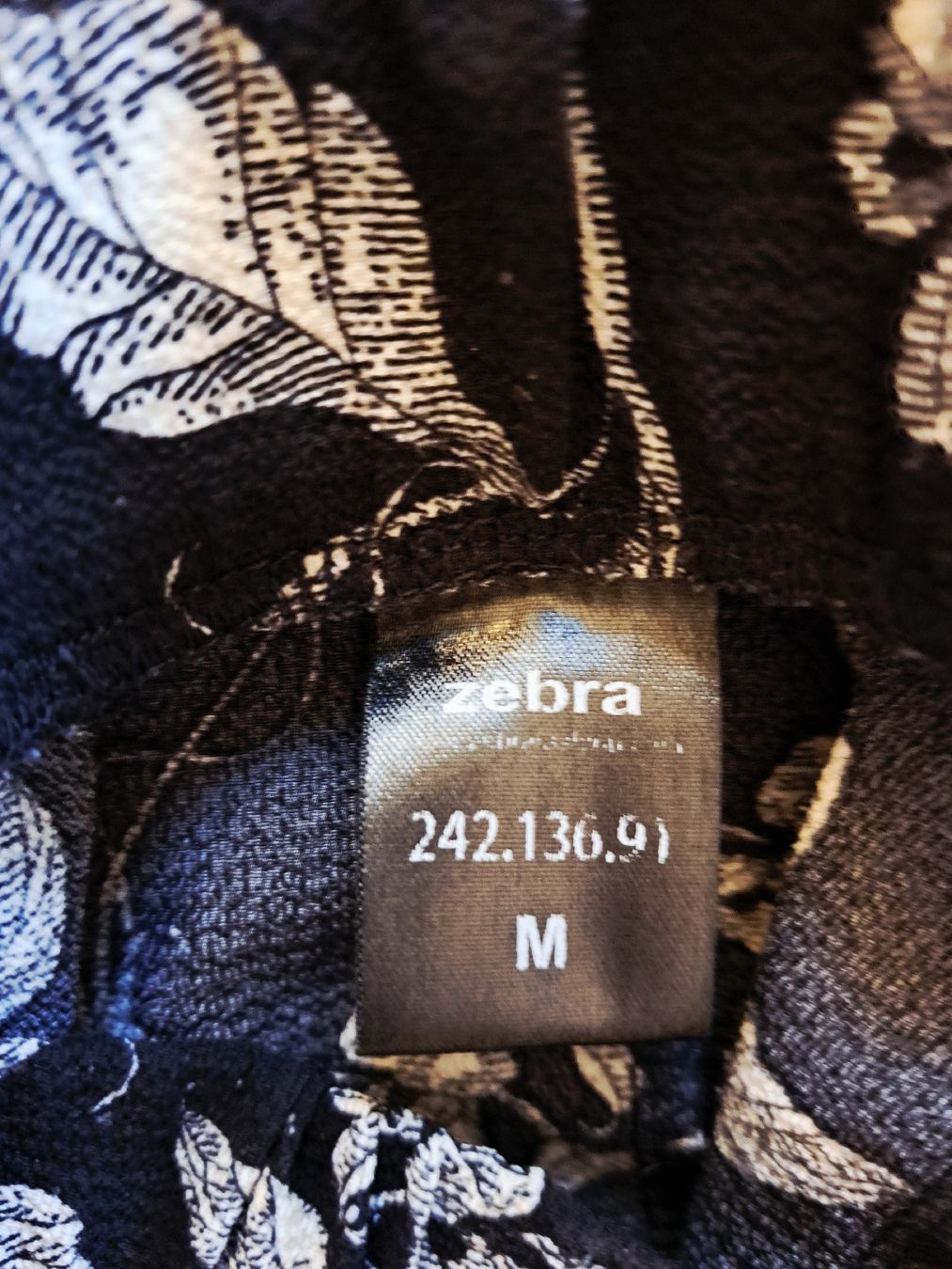 Zebra Pantaloni: luftige Sommerhose Grösse M – Usato da Uzwil venduto da eri_lz5x 2