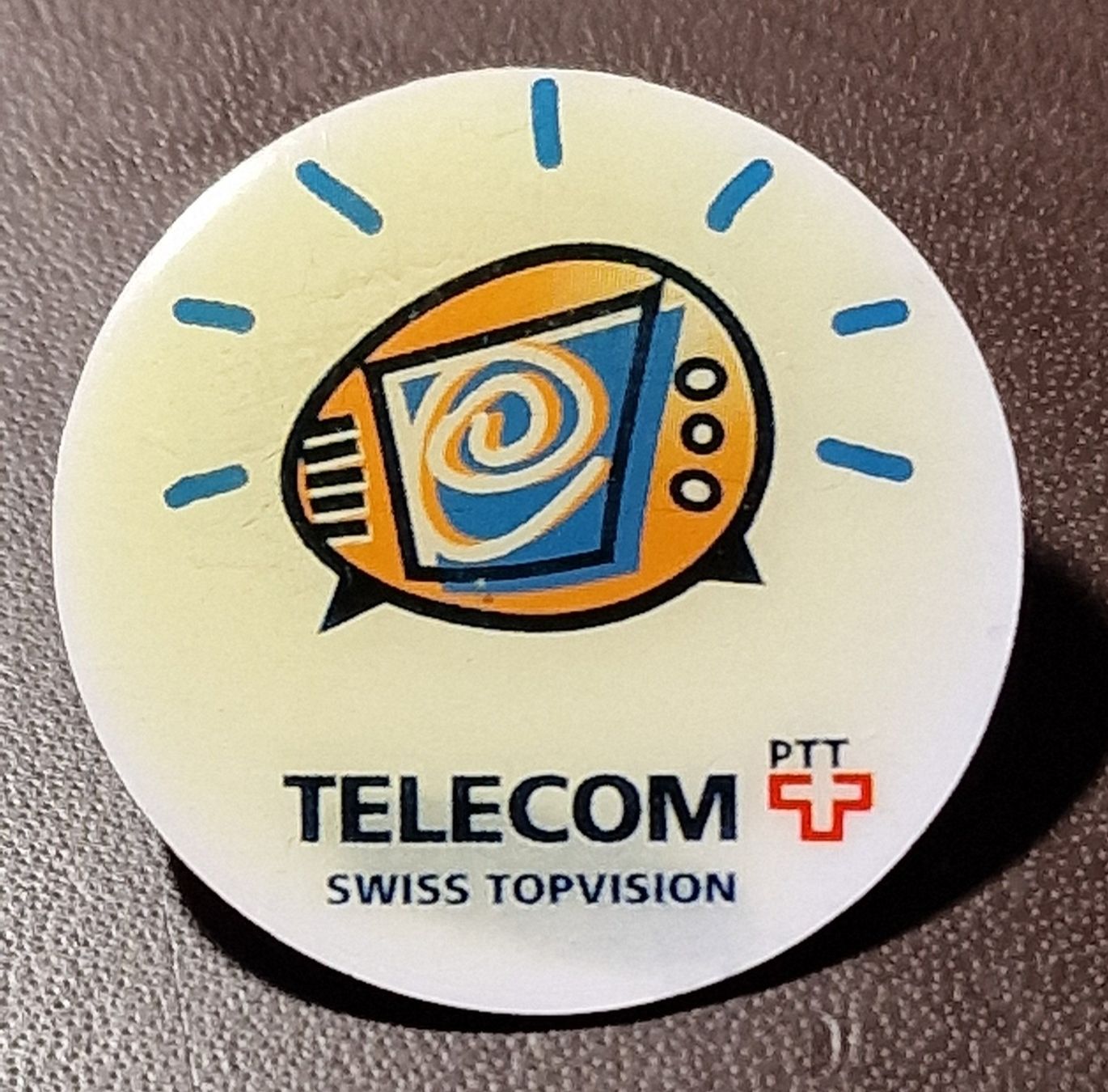 Placchette & Badge: R751 - Pin Telecom PTT Swiss Topvision – Usato da Reinach BL venduto da Boston-Verkauf
