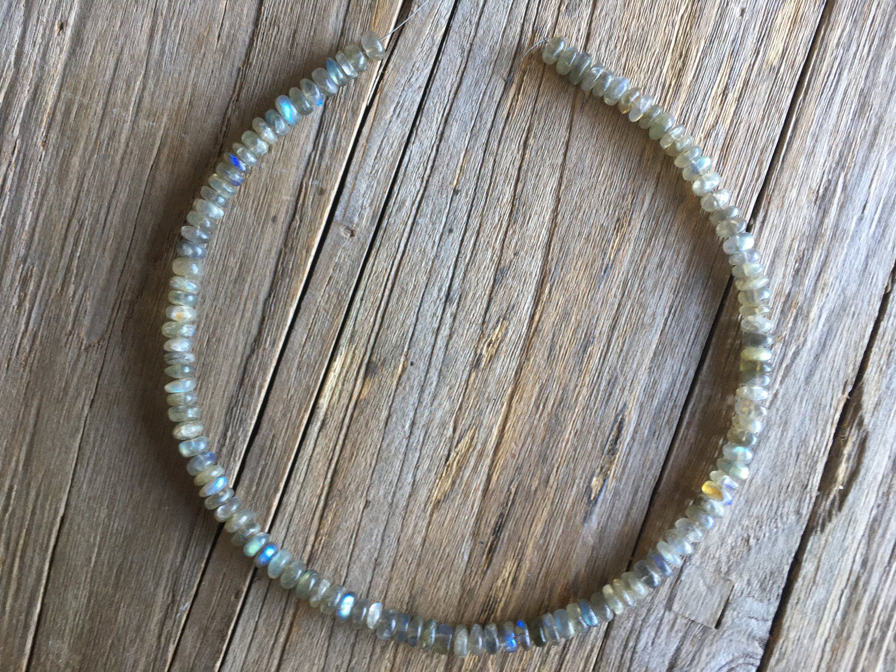 Catenine: LABRADORIT  KETTENSTRANG  RONDELLEN  LÄNGE 44cm – Nuovo e nell'imballaggio originale da Aesch ZH venduto da LiquidAktion 1