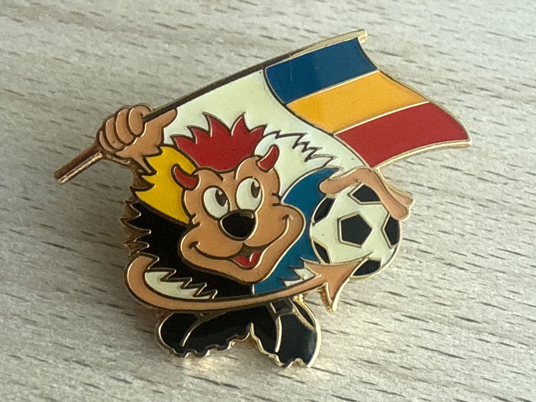UEFA Plaketten & Abzeichen: Pin UEFA EURO 2000 – Gebraucht aus Glattbrugg von Schweigmatt