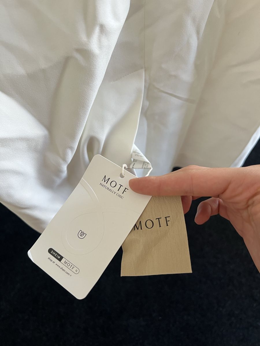 Vestiti: Midi-Kleid – Nuovo e nell'imballaggio originale da Menznau venduto da Nataliia.da1193 2
