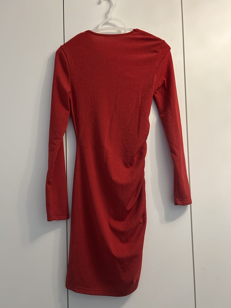 Shein Kleider: Rotes Kleid mit Raffung,  Grösse M – Gebraucht aus Zürich von LeaMilj 1