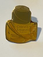 1 Pin Gabriela Sabatini Parfum