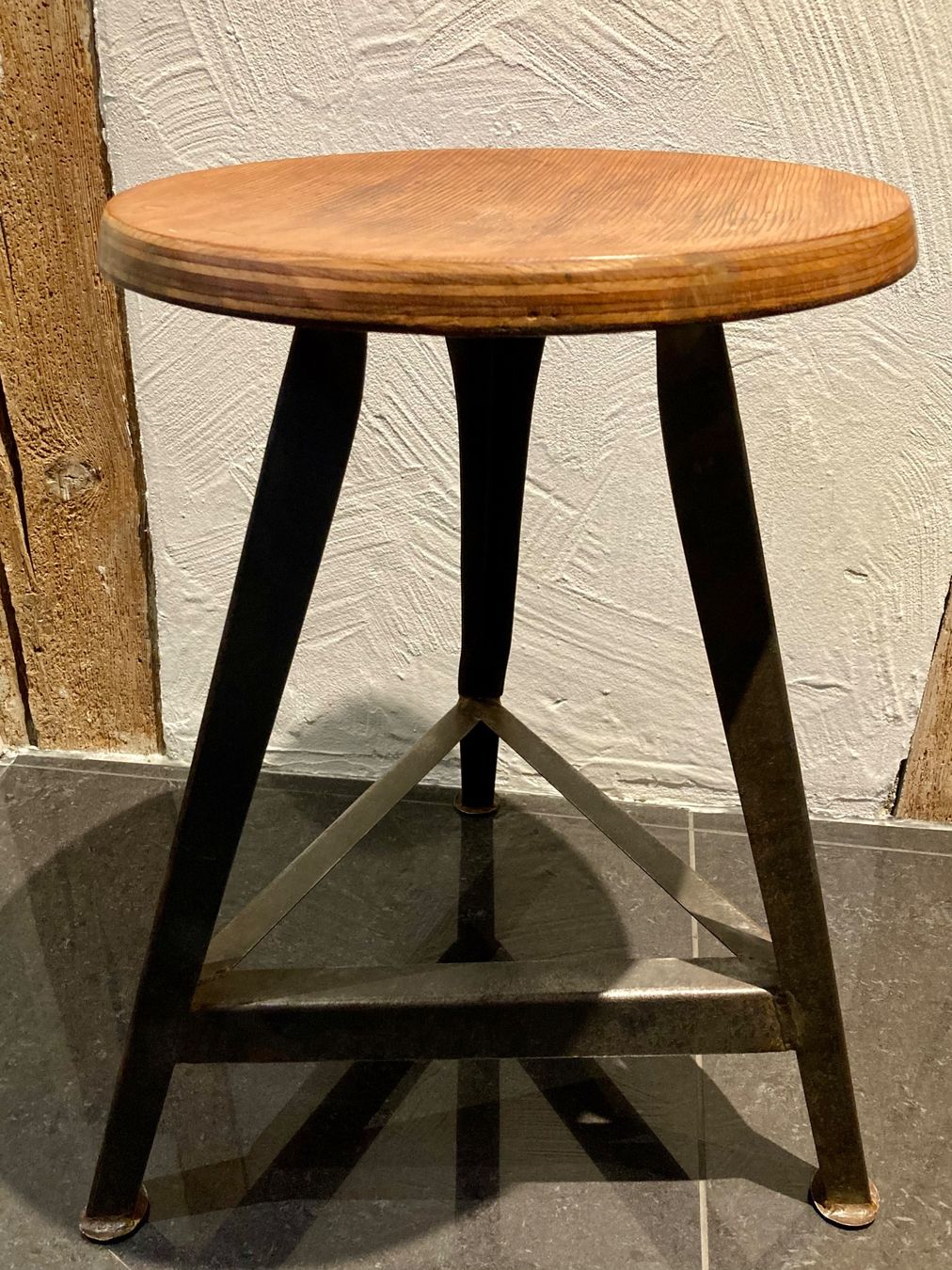 Hocker: Vintage Industriehocker 70er Jahre – Gebraucht aus Richterswil von 0207lifestyle