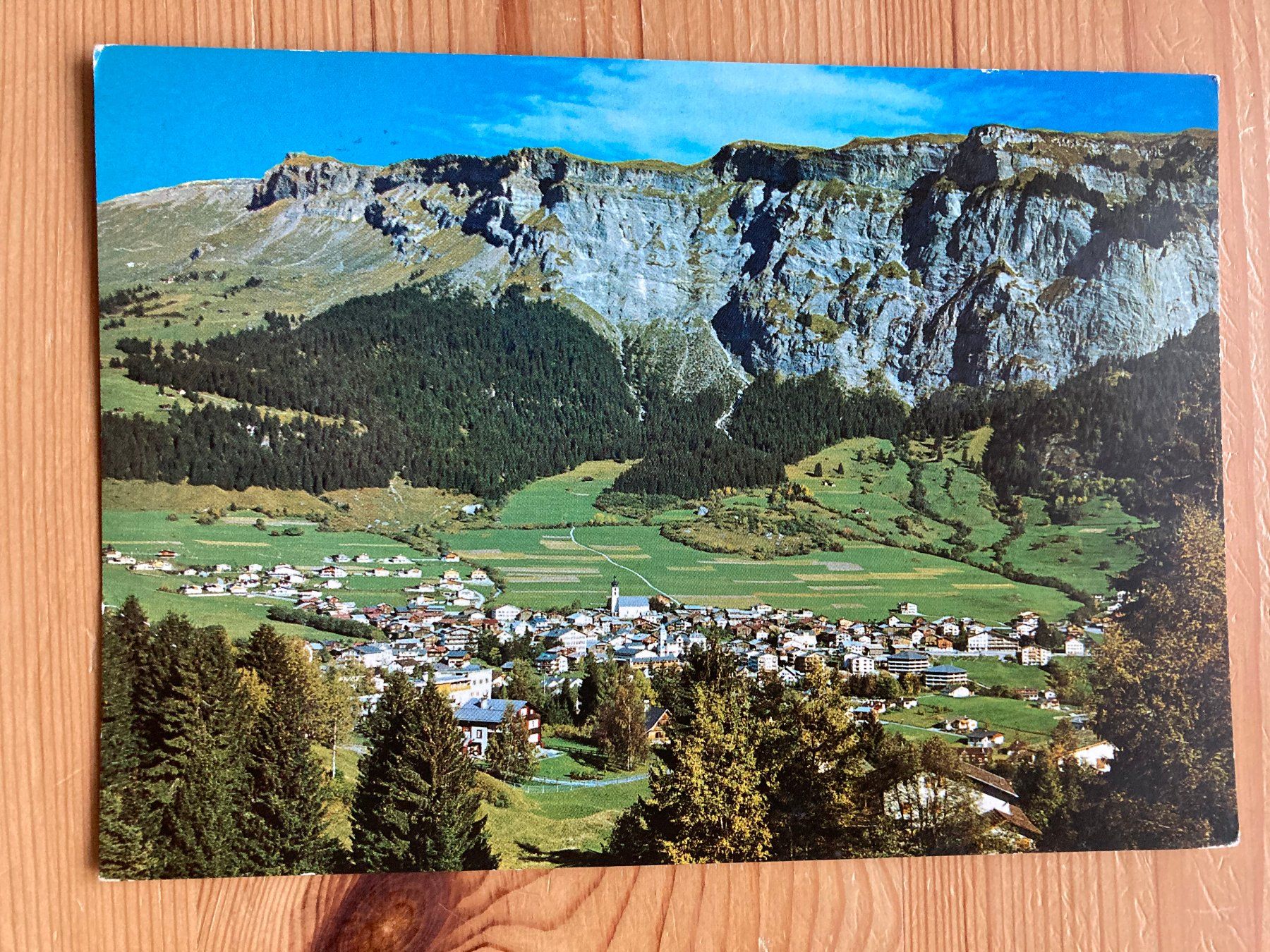 Cartoline postali: Flims-Dorf mit Flimserstein - AK 1969 – Usato da Oberuzwil venduto da Henri09