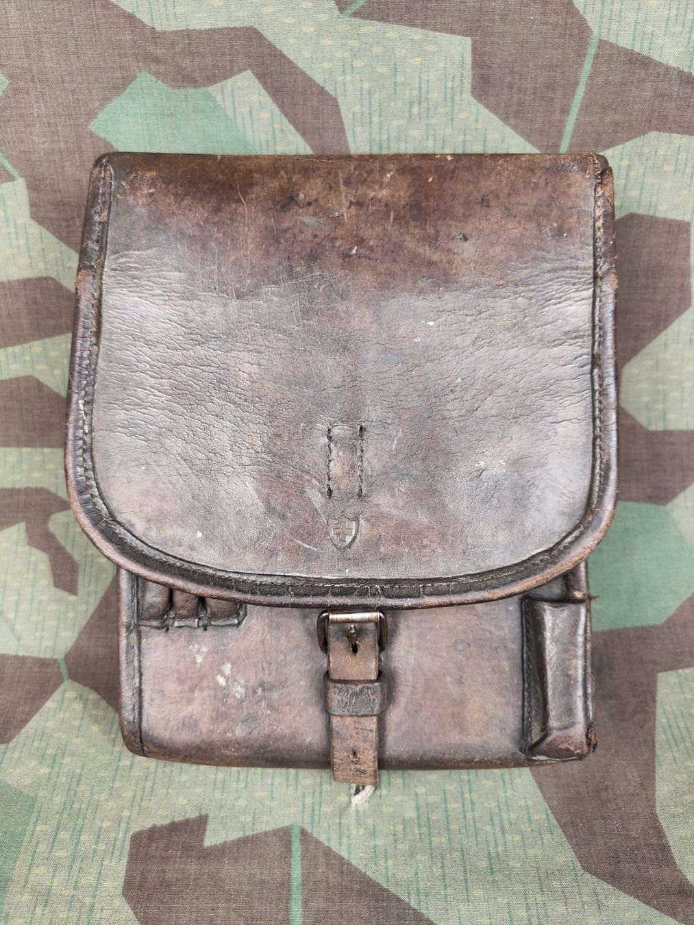 Schweizer Armee Uniformen: Tasche für Fourier – Gebraucht aus Bauma von SwissMilitaria