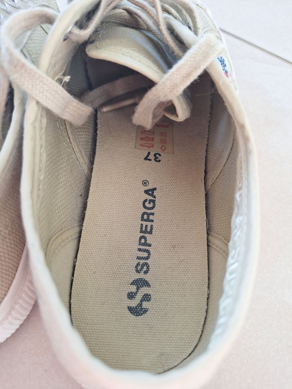 Superga Chaussures femmes: Superga Olivegrün Gr. 37 – D'occasion à Zürich par ser_r2vf 3