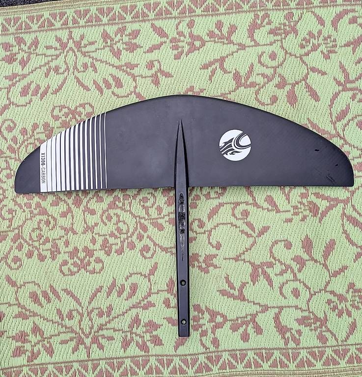 Surfboards & Schwimmbrette: Foil Frontflügel Cabrinha – Gebraucht aus Zollikofen von Serious