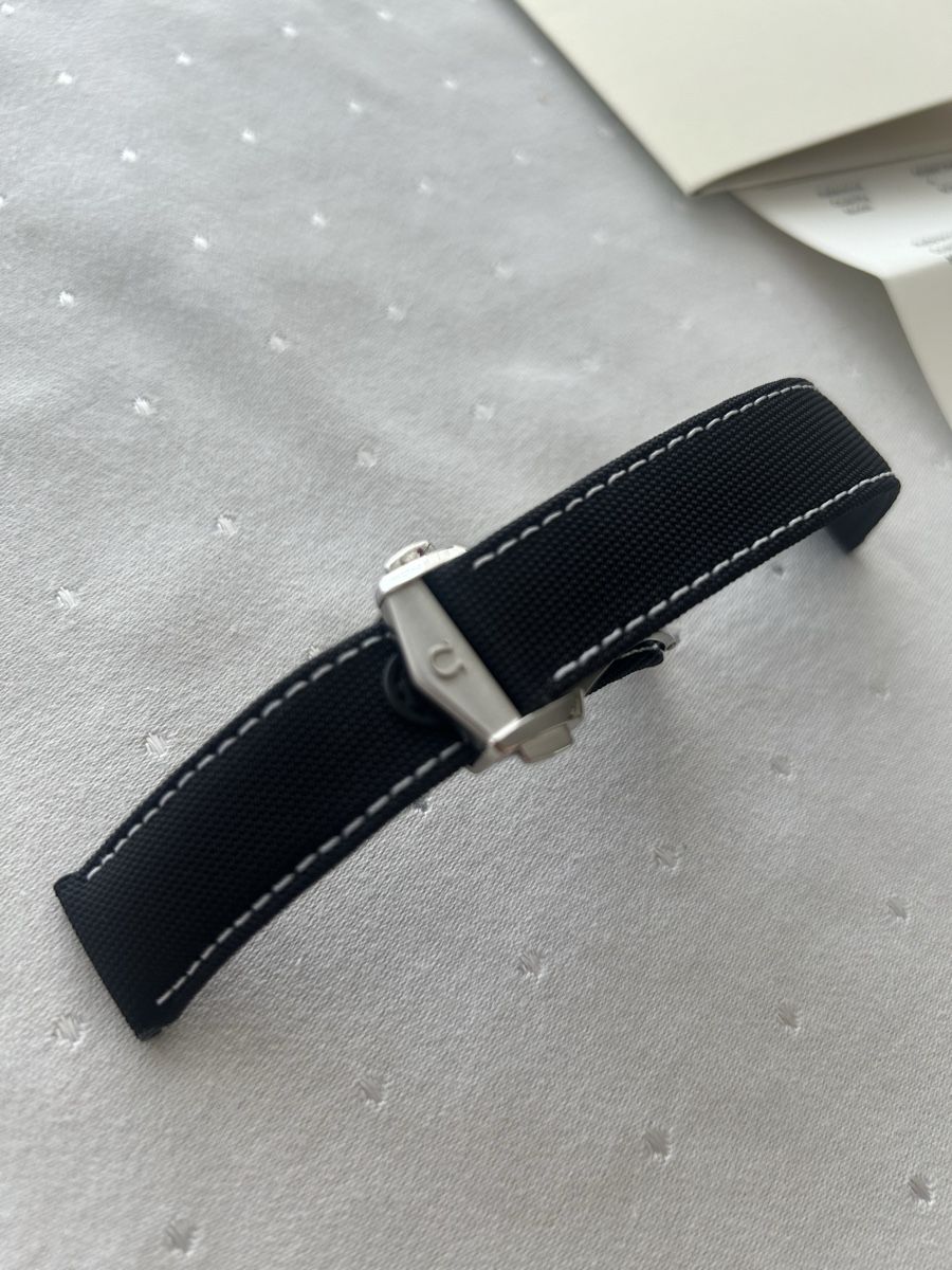Armbänder & -reifen: Omega Speedmaster Textilband mit Schliesse – Neu (gemäss Beschreibung) aus Zürich von adamriese81