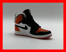 Nike Air Jordan 1 Schlüsselanhänger Sneaker Orange Schuh