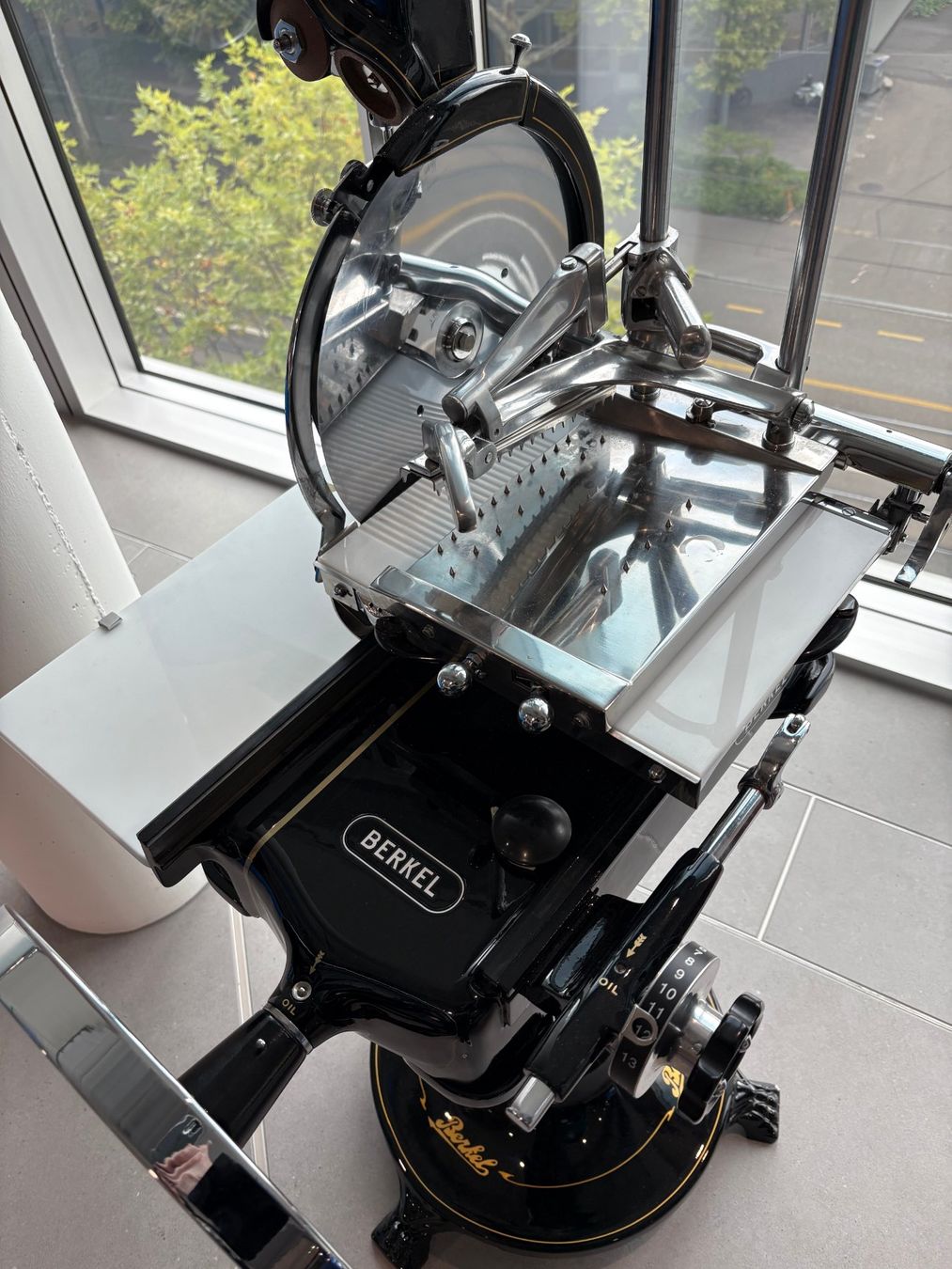 Berkel Küchengeräte: original restaurierte Berkel Serie 9 schwarz – Neu (gemäss Beschreibung) aus Zürich von Autocity 1