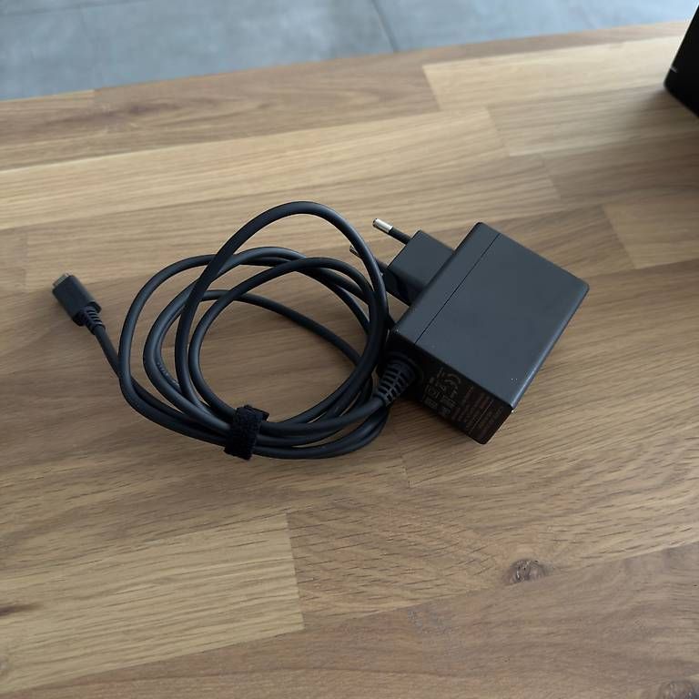 Nintendo Console: Nintendo Switch 1 Set – Usato da Widen venduto da flavio_marchi 4