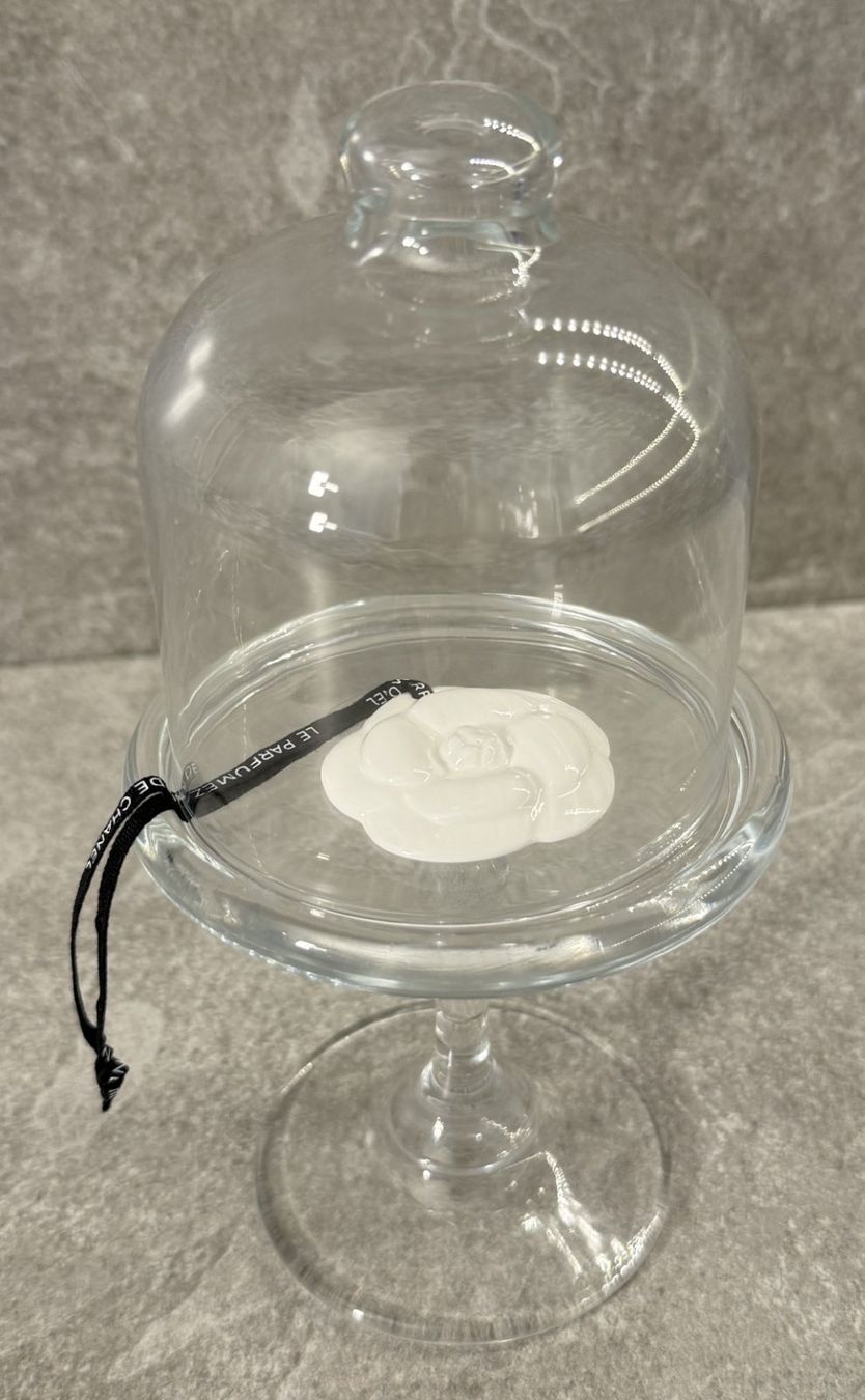 Tutte le decorazioni: CHANEL Camelia Duft Stein ... – Nuovo e nell'imballaggio originale da Chur venduto da Jacki09 5