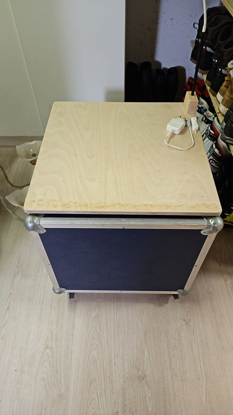Sonstiges Zubehör: Rack 10HE, DBX Kompressoren, CD Player, Licht inkl. Kabel – Gebraucht aus Nesselnbach von Rockmania 2