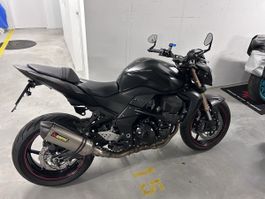 Kawasaki Z750R Black Edition