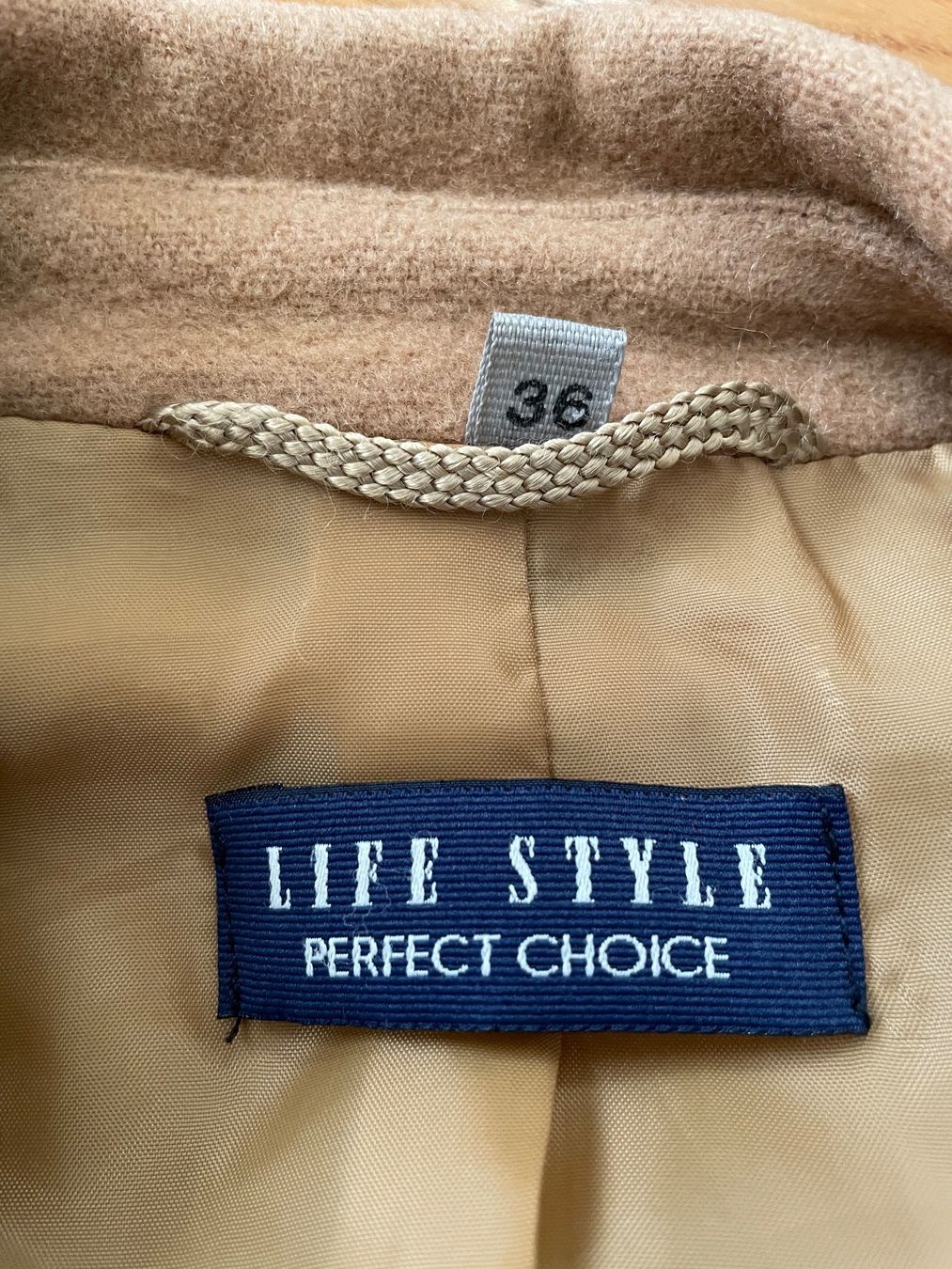 Vestes: Blazer beige Gr. 36 – D'occasion à Zürich par silab69 9