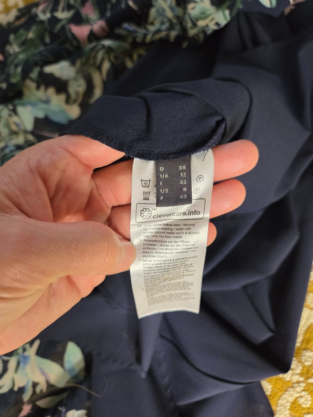 Esprit Vestiti: Esprit-Kleid – Usato da Leissigen venduto da ali_k9v8 3