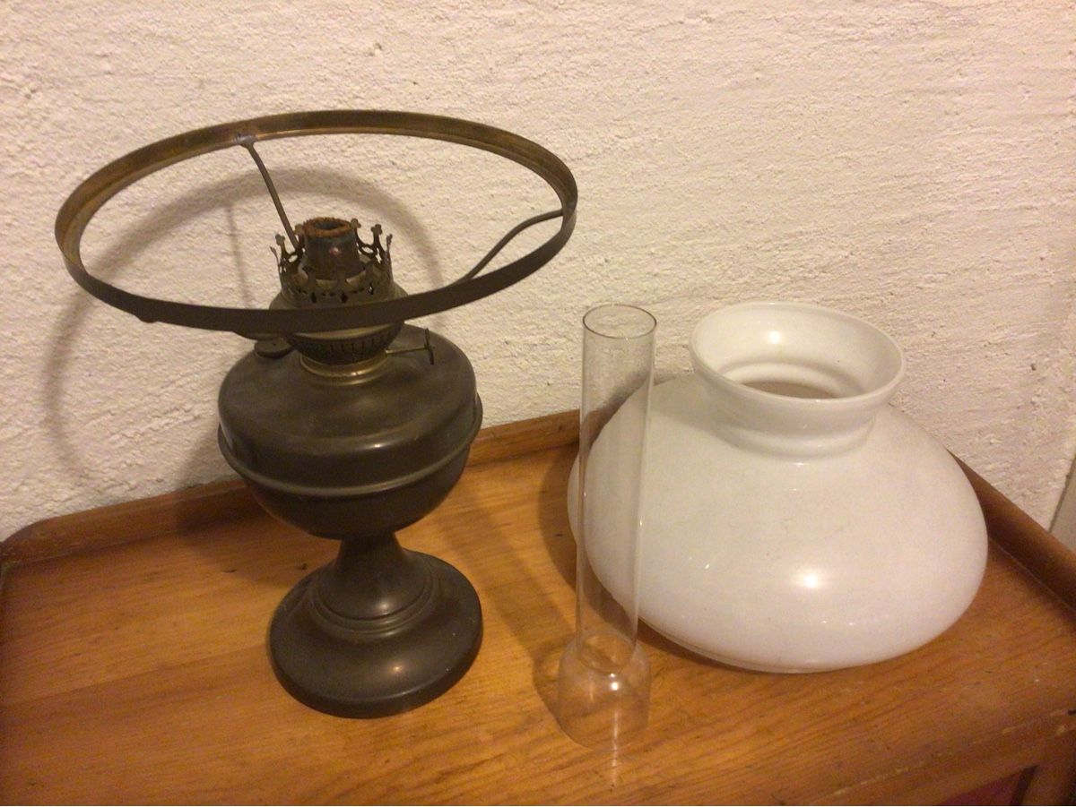 Lampade: Antike Petroleumlampe – Usato da Zürich venduto da cmyk70 2