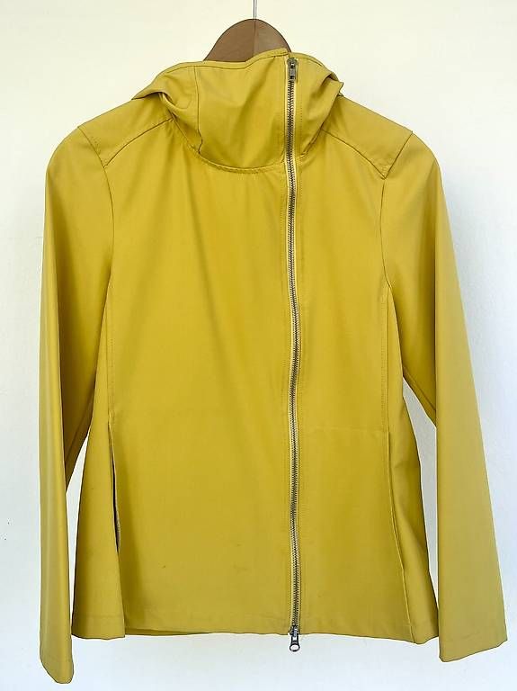 Giacche: Regenjacke Claudia Güdel – Usato da Basel venduto da sabinbin