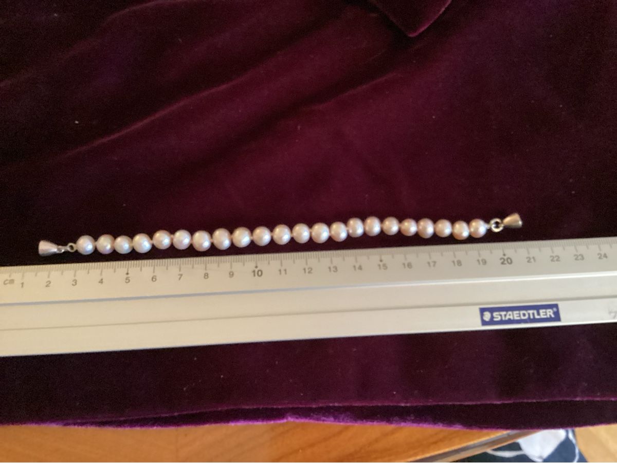 Armbänder & -reifen: Bracelet – Gebraucht aus fribourg von iris18 2