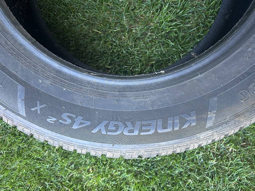 Sonstiges Schreiben & Zeichnen: 2 Pneus pic up – Gebraucht aus Enney von Hardbo 2